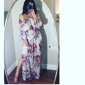 Nwot Off Shoulder Floral Maxi - image 1